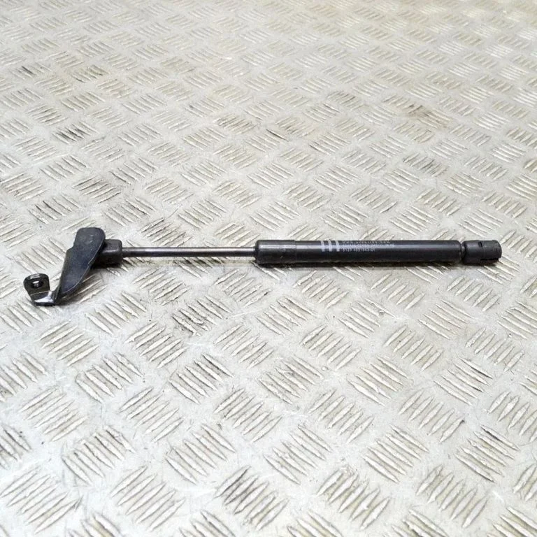 Mootorikapoti amortisaator – BMW 5-seeria F10 F11 (2009-2016)
