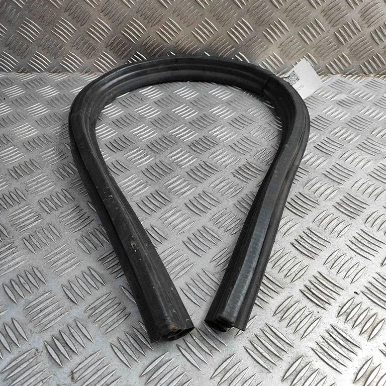 Engine compartment rubber 4G0823723