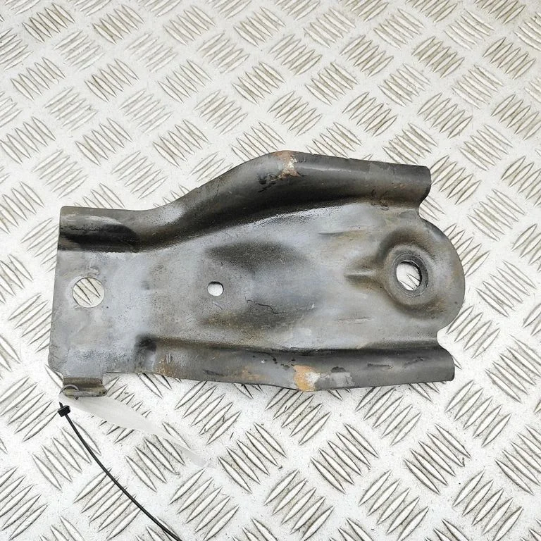 Wspornik błotnika 544649237R – Renault Master III (2010-2024)