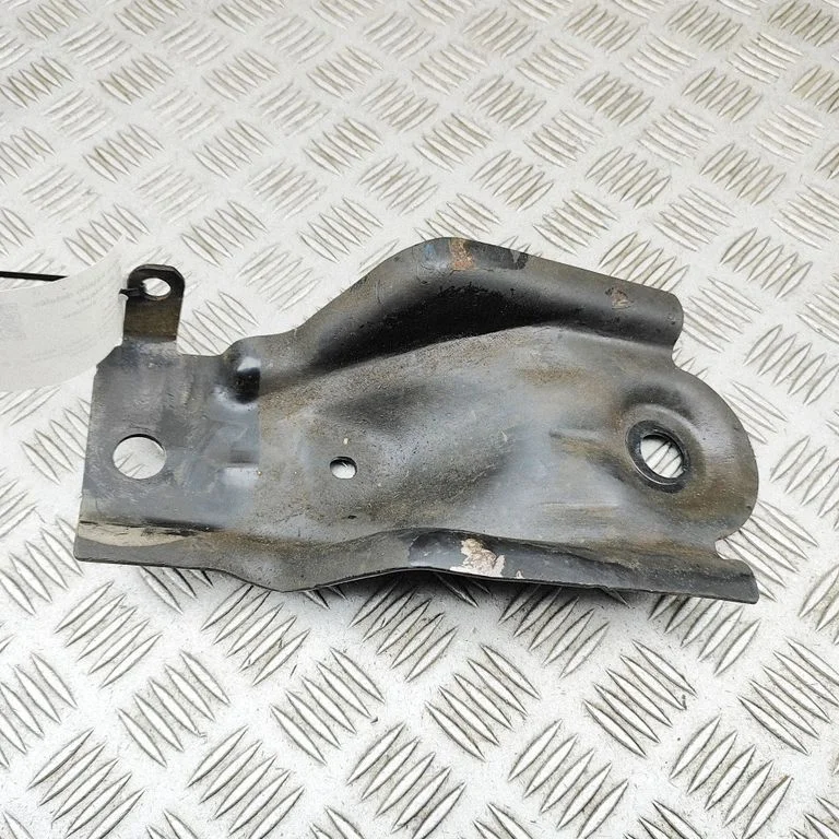 Wspornik błotnika 544655436R – Renault Master III (2010-2024)