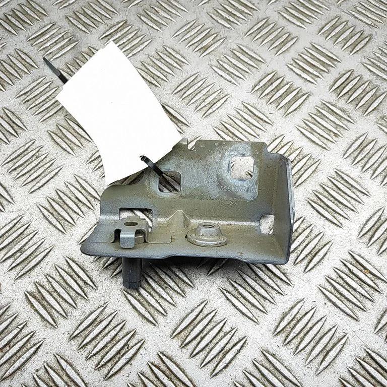 Spārna kronšteins 625B55506R
