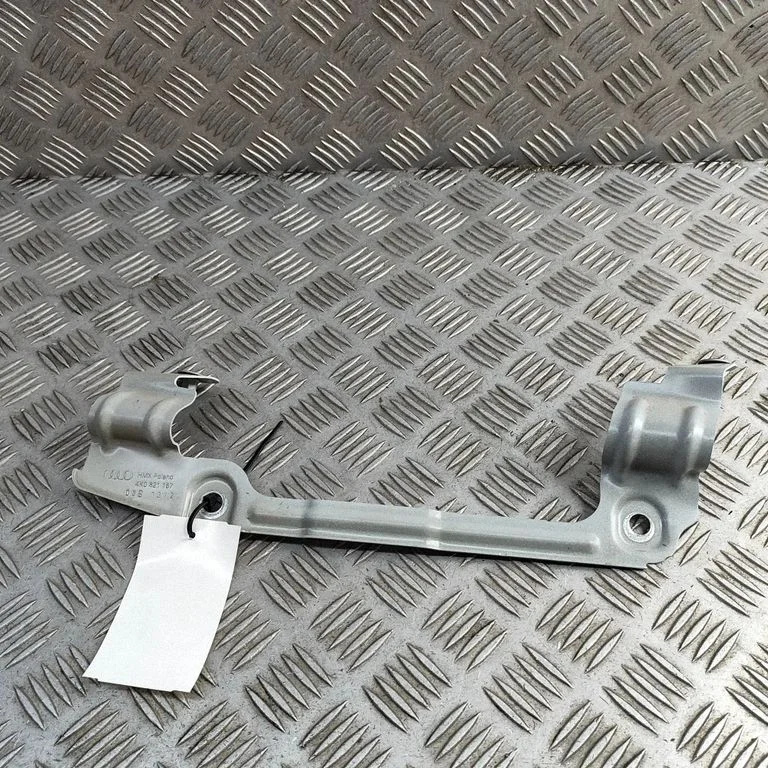 Poritiiva kinnitusklamber 4K0821167 – Audi A6 C7 (2011-)