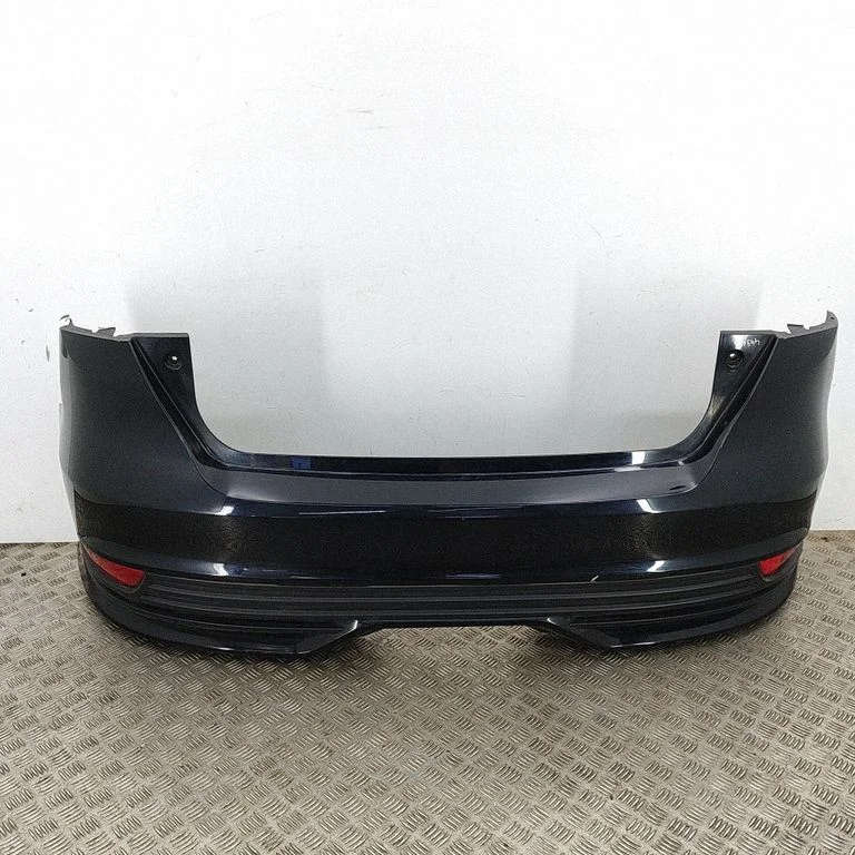 Rear bumper – Ford Focus (2010-2017)