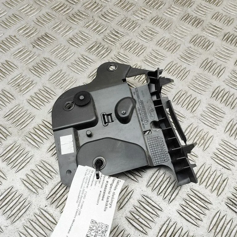 Tagumise kaitseraua kinnitusklamber L1TB17E850A