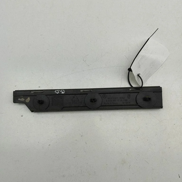 Aizmugurējā bufera turētājs A6398850856