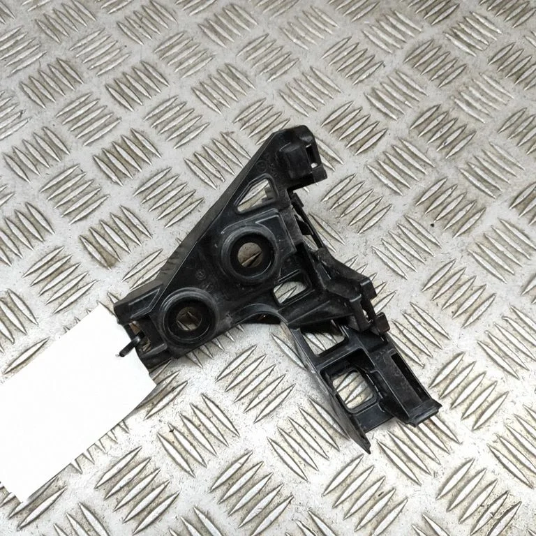 Aizmugurējā bufera turētājs – Volkswagen e-Golf (2014-)