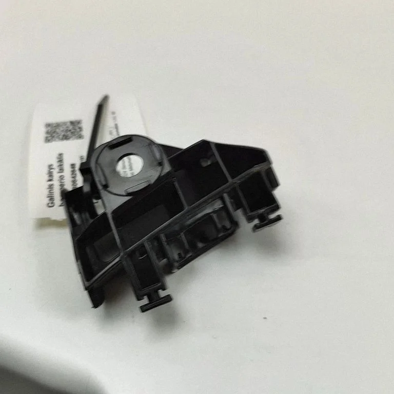 Aizmugurējā bufera turētājs 52156K0010