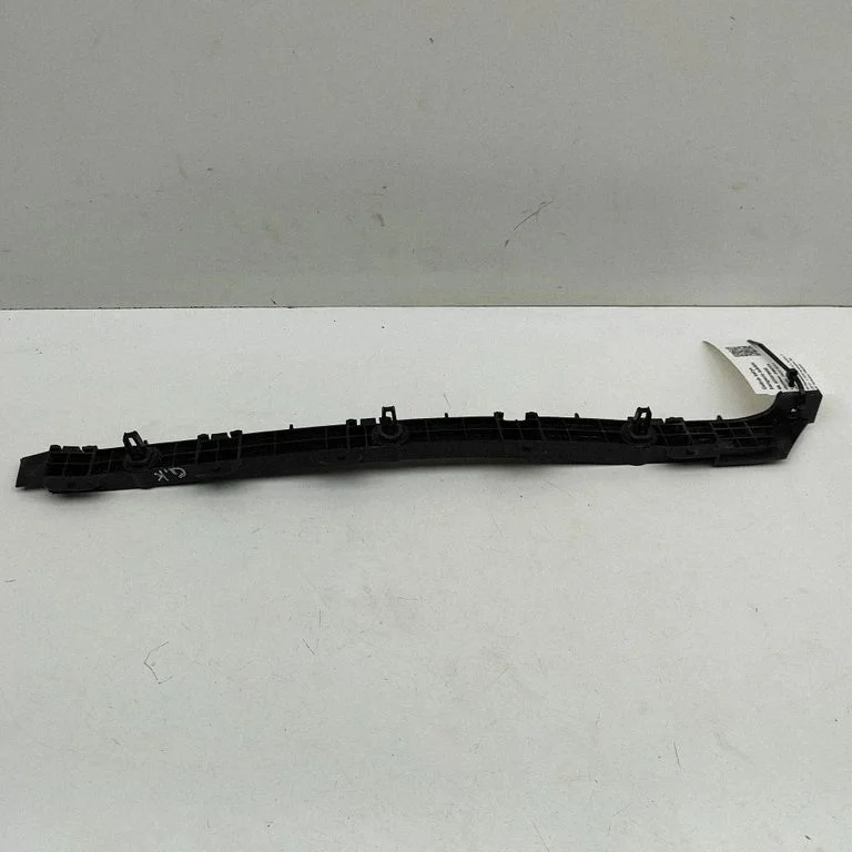 Tagumise kaitseraua kinnitusklamber 103483100D