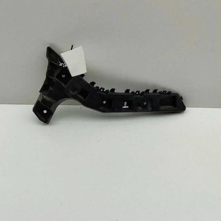 Aizmugurējā bufera turētājs DS7317A882S