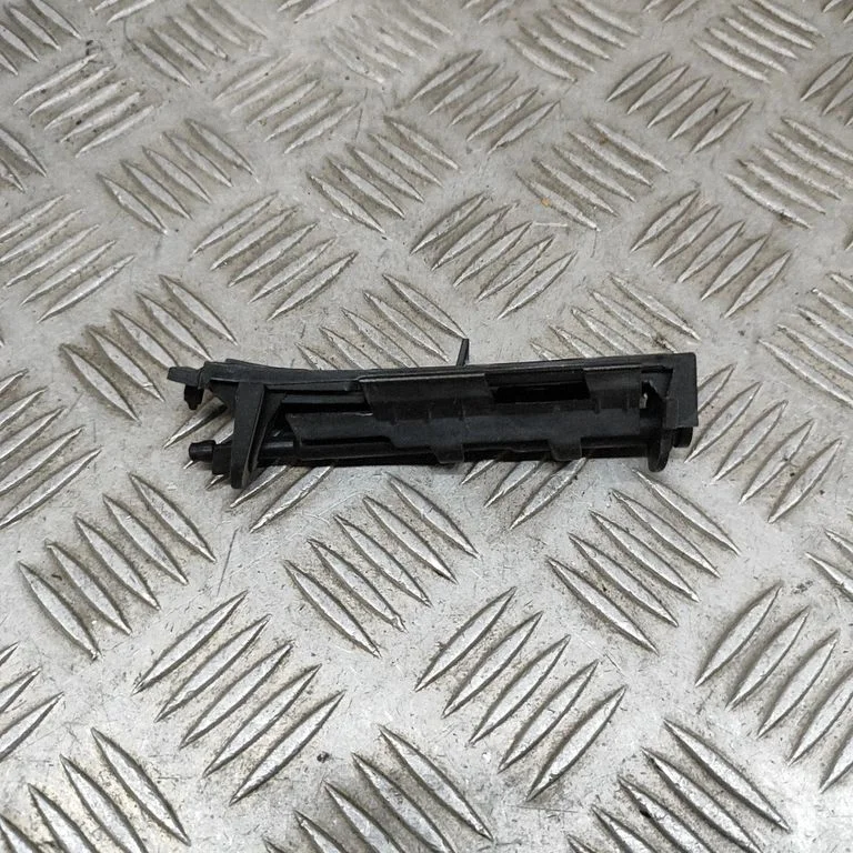 Rear bumper mounting bracket – Audi A5 (2024-)