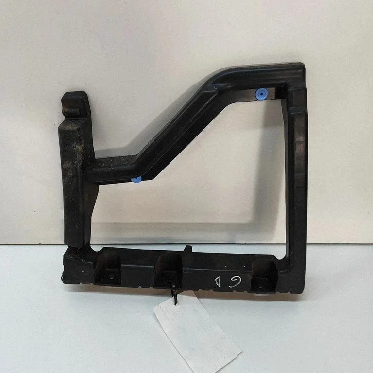 Rear bumper mounting bracket 9816808880