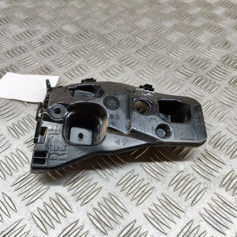 Rear bumper mounting bracket 9883542 – BMW iX1 (2022-)