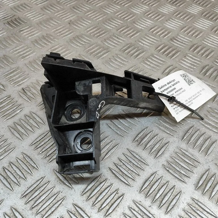 Tagumise kaitseraua kinnitusklamber – Volkswagen e-Golf (2014-)