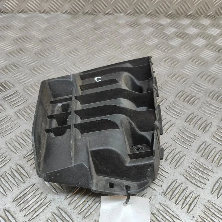 Aizmugurējā bufera turētājs 670004468