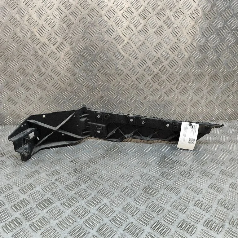 Aizmugurējā bufera turētājs HK6217A882AB