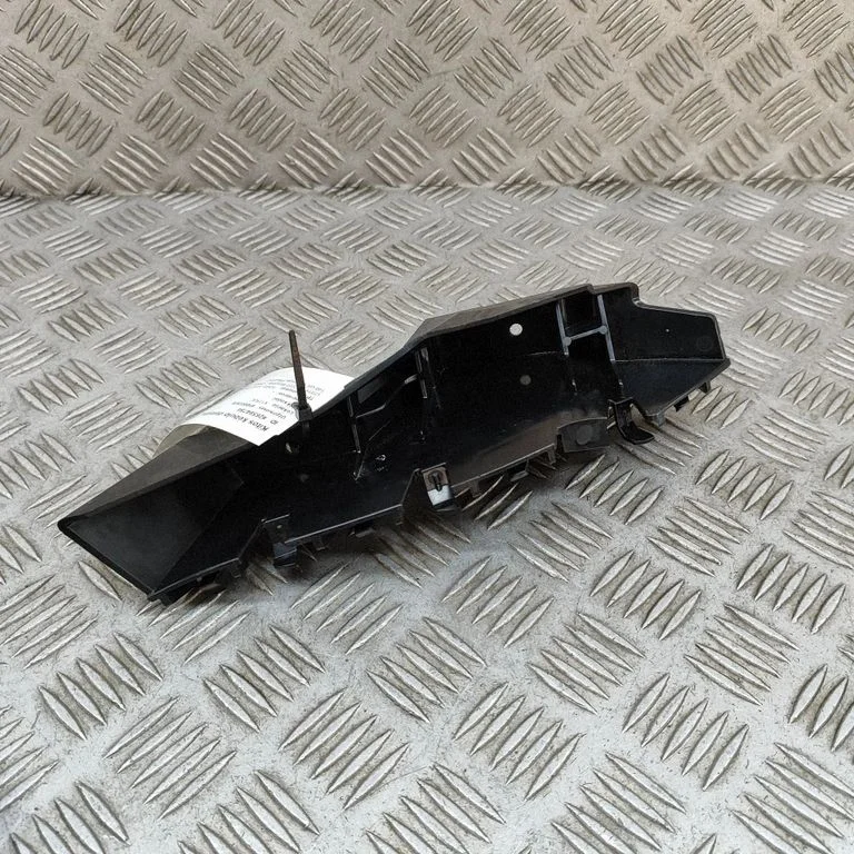 Aizmugurējā bufera turētājs – Ford Kuga III (2020-)