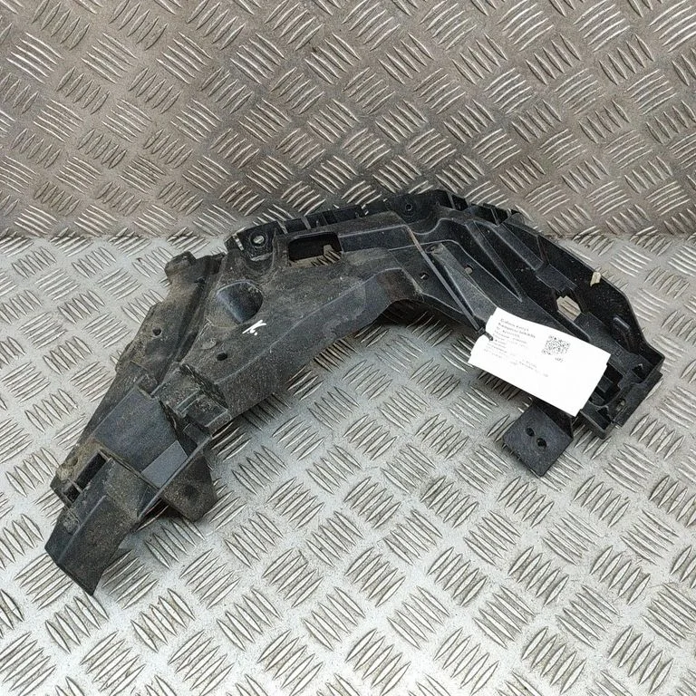 Aizmugurējā bufera turētājs 32227484