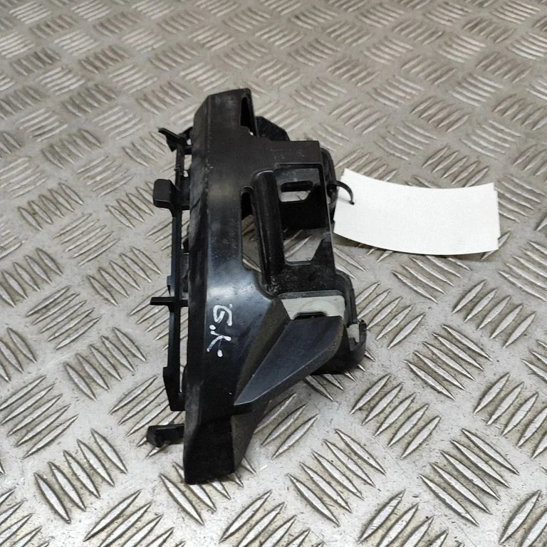 Aizmugurējā bufera turētājs A2058851965
