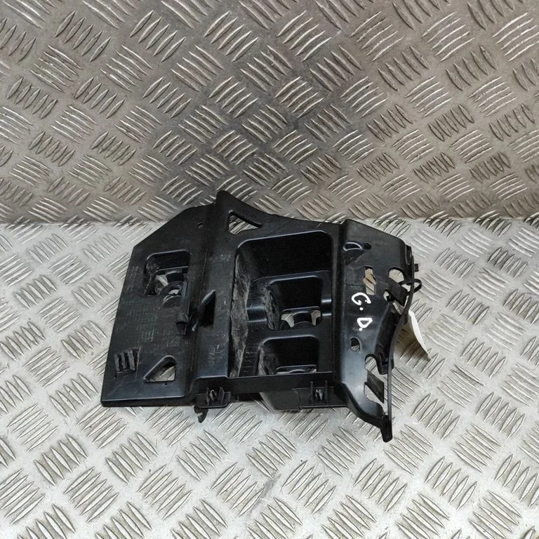 Mocowanie zderzaka tylnego – BMW Seria 4 G22 G23 G24 G26 (2020-)