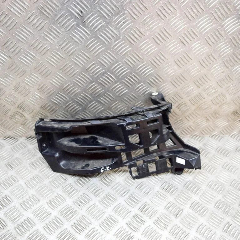 Rear bumper mounting bracket 95B807483A