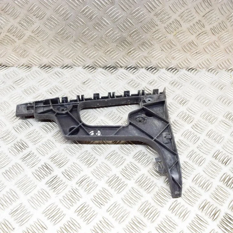 Rear bumper mounting bracket – Audi A5 Sportback 8TA (2009-2016)