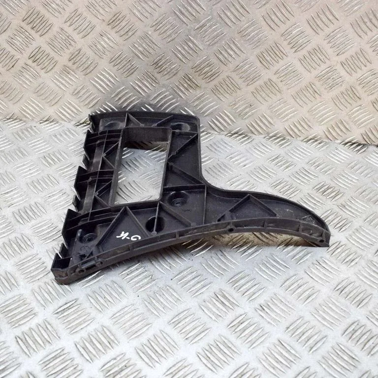 Rear bumper mounting bracket – Audi A5 Sportback 8TA (2009-2016)