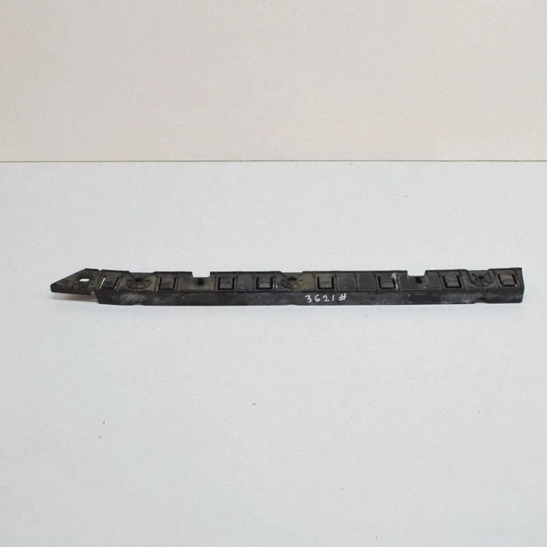Rear bumper mounting bracket 68229237AC