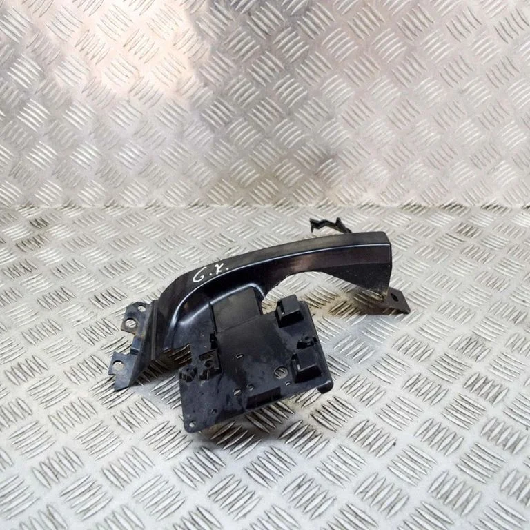 Aizmugurējā bufera turētājs EJ3217A151AE
