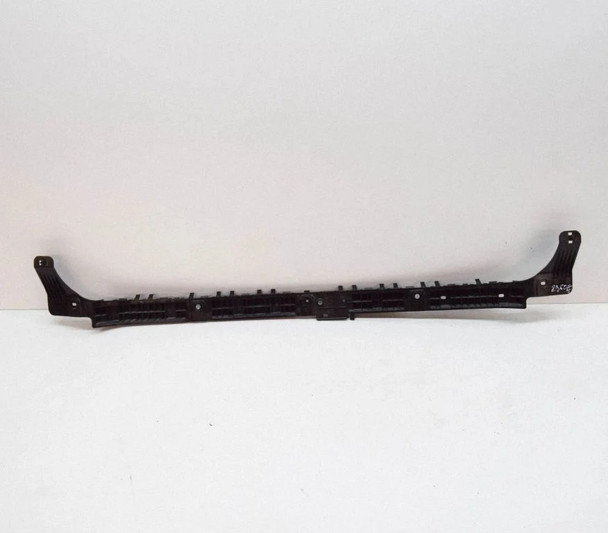 Rear bumper mounting bracket – Tesla Model S (2012-)