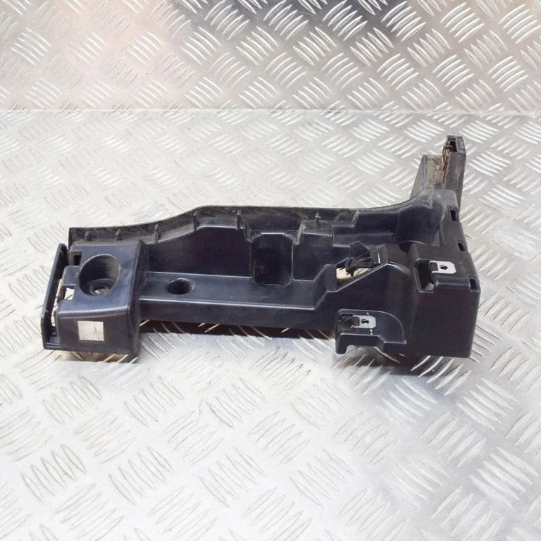 Rear bumper mounting bracket – BMW X5 E70 (2006-2013)