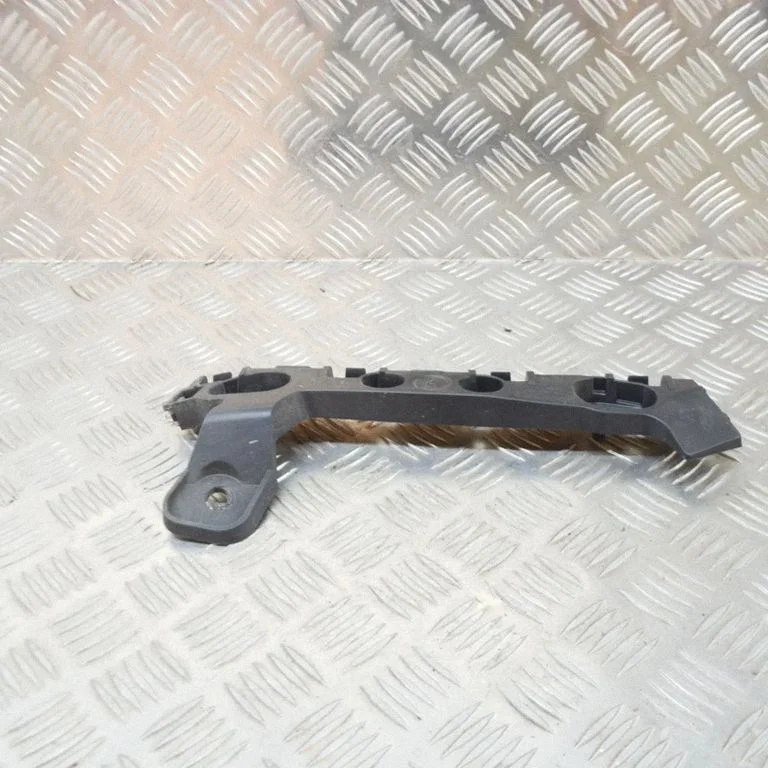 Tagumise kaitseraua kinnitusklamber H1BB17A682A1 – Ford Fiesta (2017-)