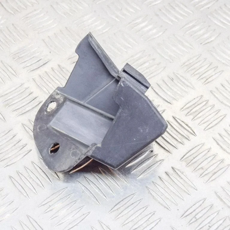 Tagumise kaitseraua kinnitusklamber H1BB17E851A1 – Ford Fiesta (2017-)