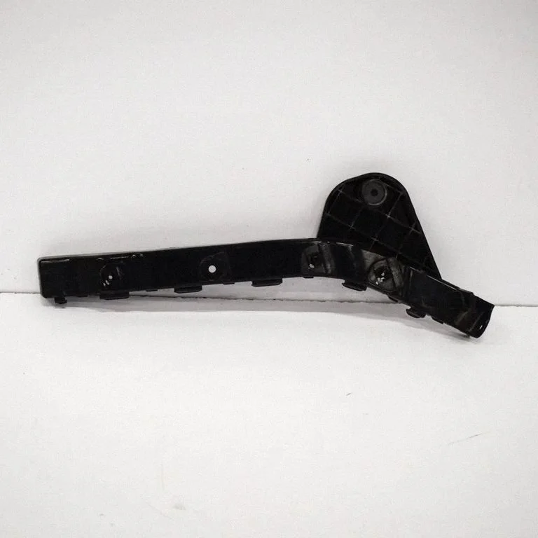 Rear bumper mounting bracket 866131H100 – KIA Ceed (2006-2012)