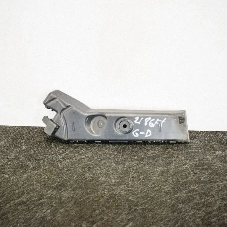Tagumise kaitseraua kinnitusklamber 5F0807376 – Seat Leon (5F) (2012-2019)