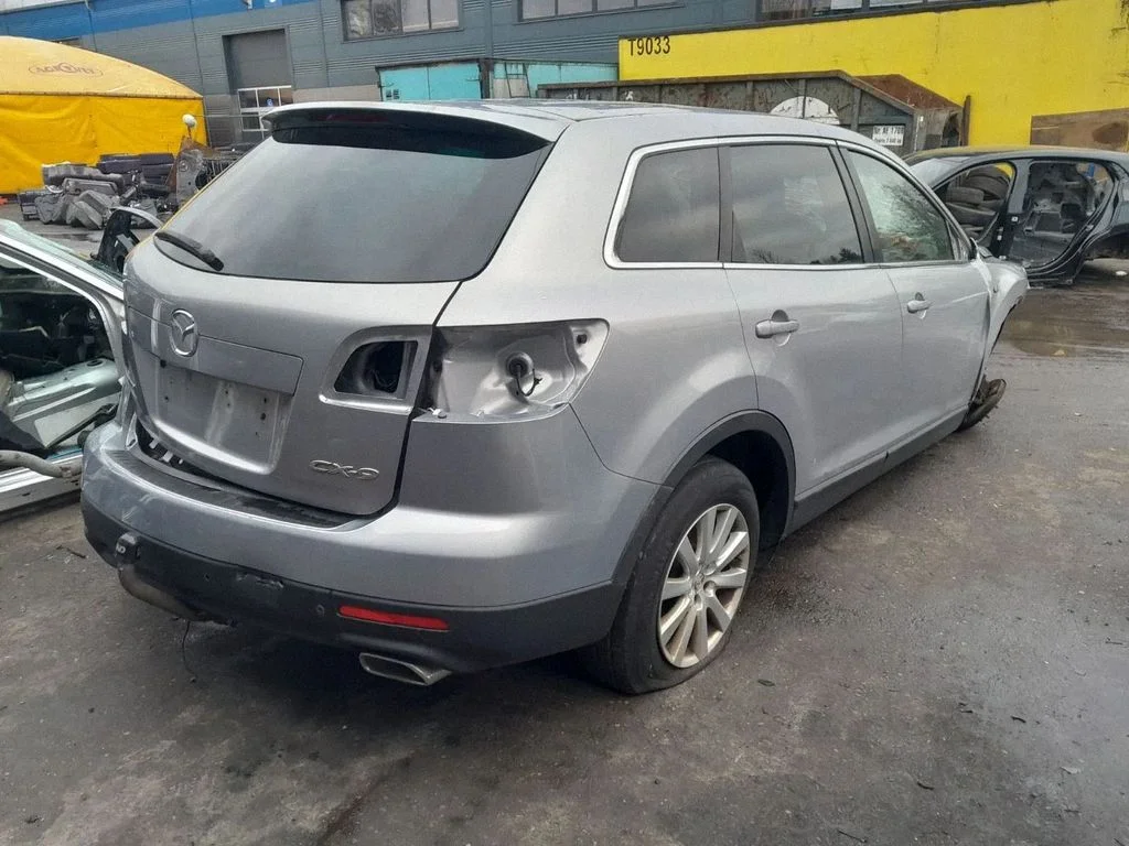 Mazda CX-9