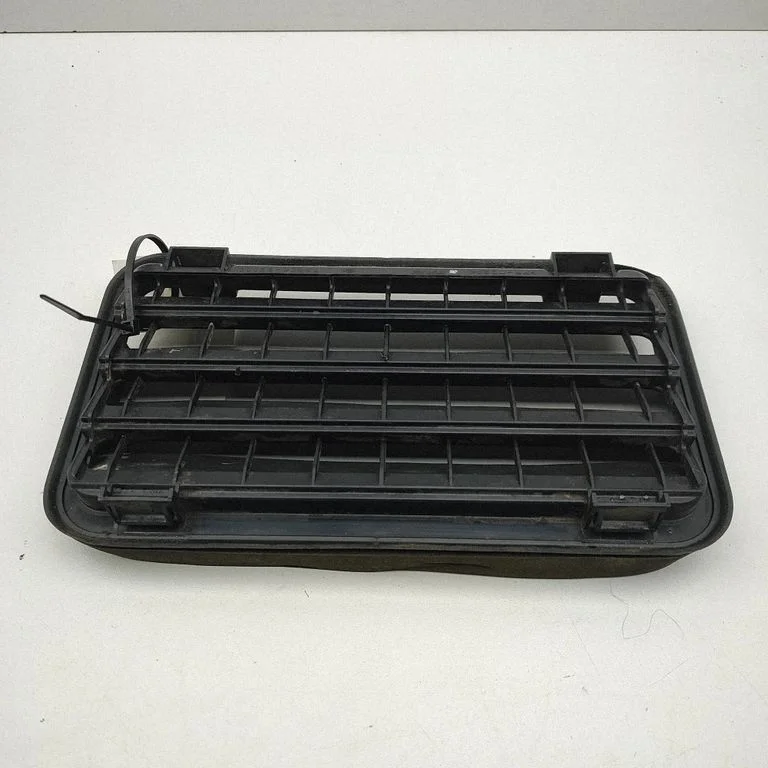 Ventilatsioonirest 76804EB000