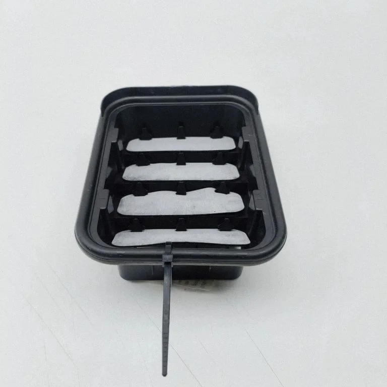 Ventilācijas režģis 6608125705