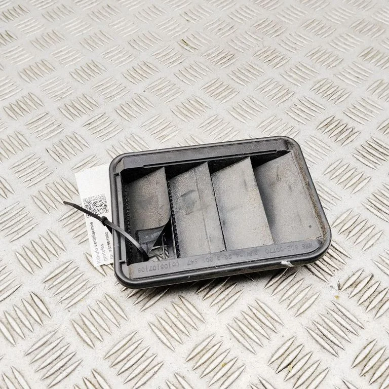 Ventilatsioonirest 9201647