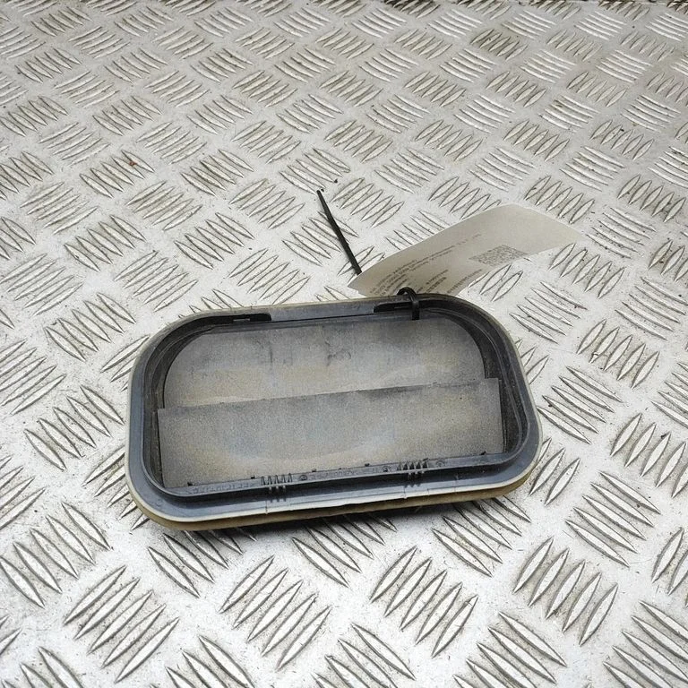 Ventilācijas režģis YF1A54280B62AE