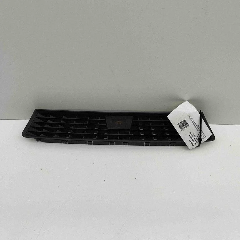 Ventilācijas režģis 3V0907451B