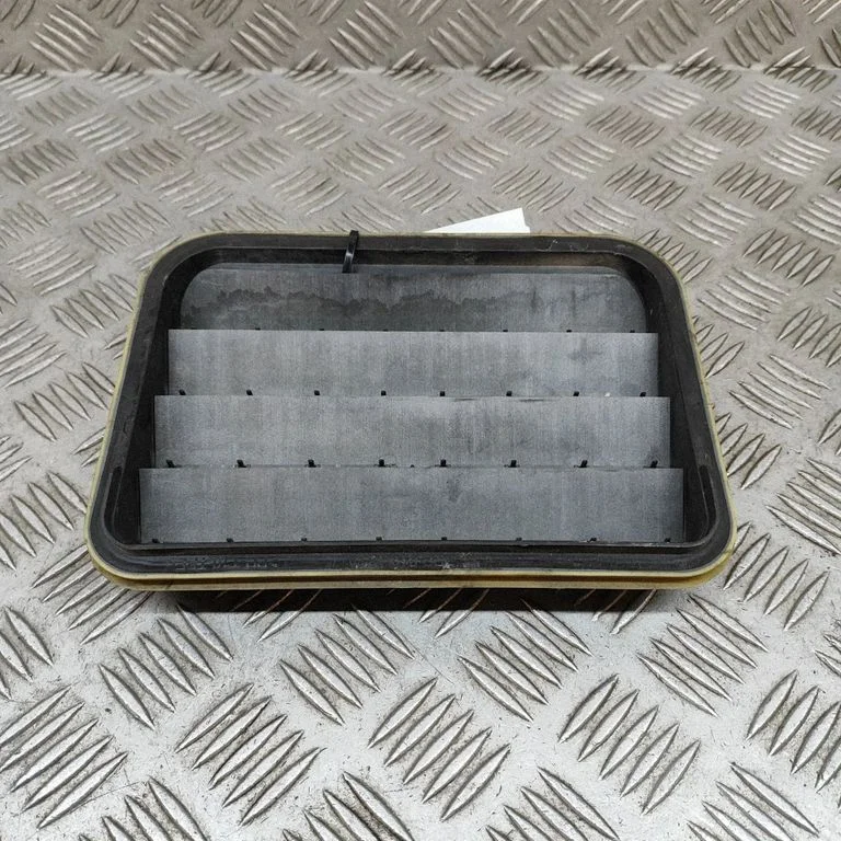 Ventilācijas režģis 7PP819181A