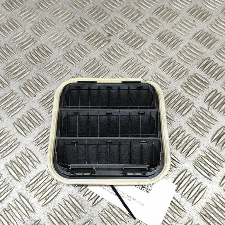 Ventilācijas režģis 6810035000