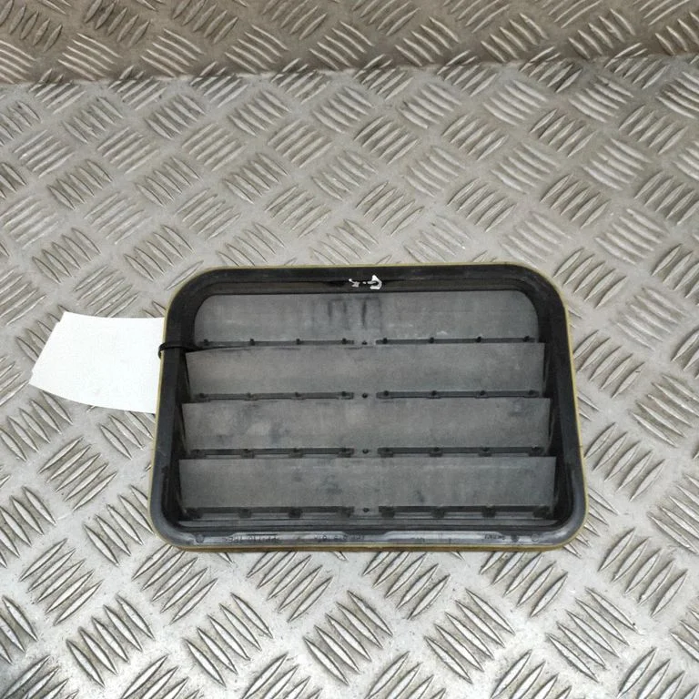 Ventilācijas režģis 7PP819181A