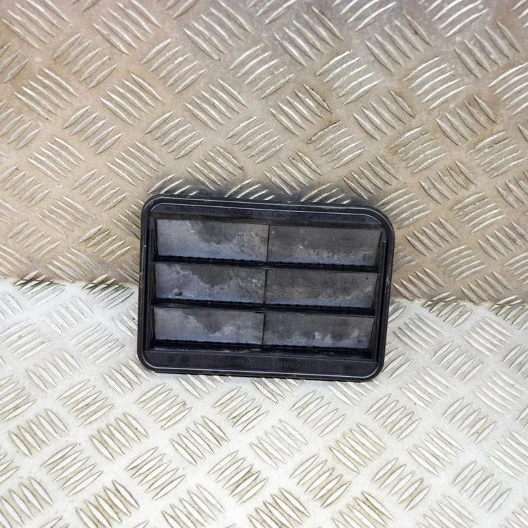 Ventilācijas režģis 9176945