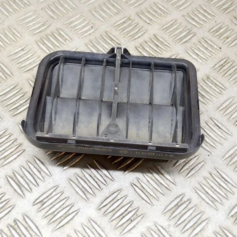 Ventilācijas režģis – Mercedes-Benz SLK klase R171 (2005-2011)