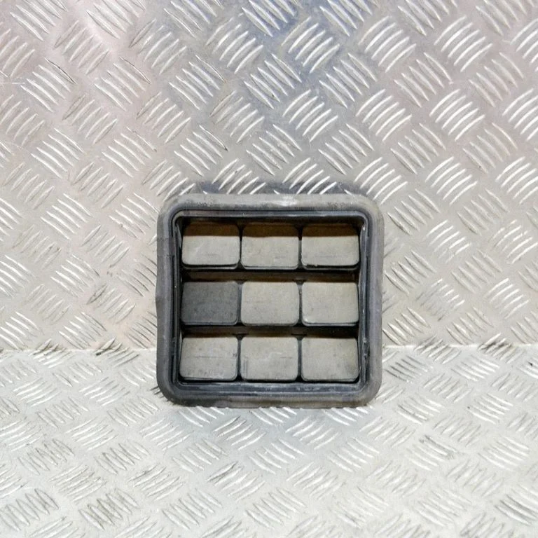 Ventilācijas režģis 68158062A