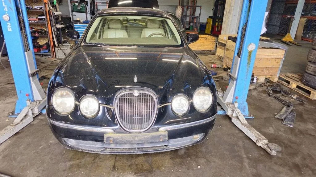 Jaguar S-Type