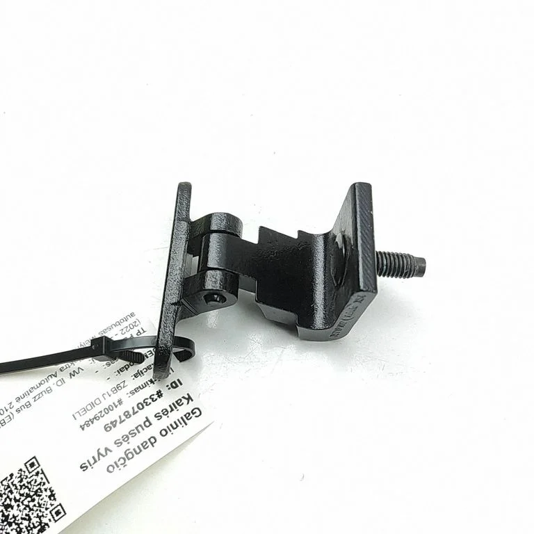 Zawiasy klapy bagażnika 7T0827301B