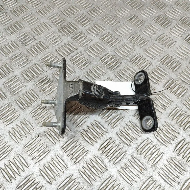 Tailgate/trunk/boot hinge – BMW X5M G05 F95 (2019-)