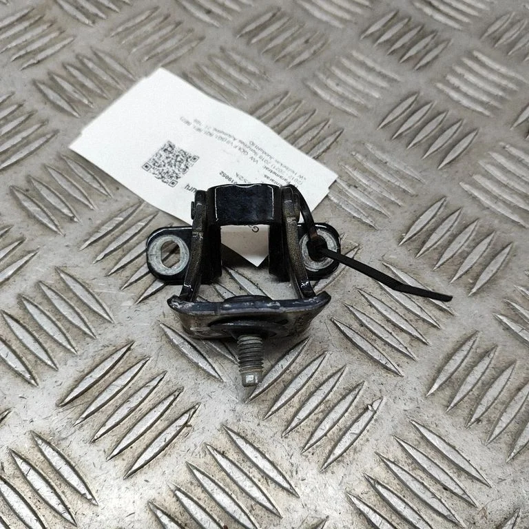 Aizmugurējā vāka eņģe (-es) – Volkswagen e-Golf (2014-)